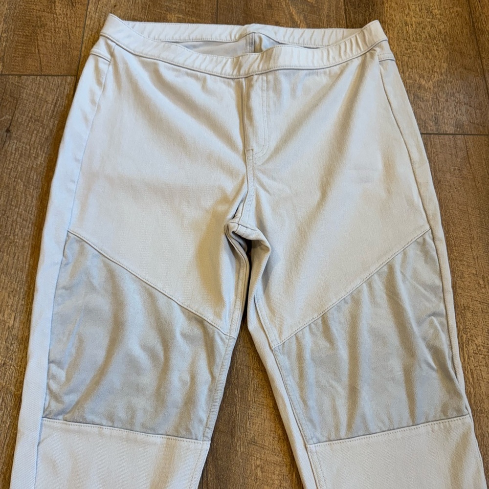 Simply Vera - Vera Wang Light Blue Denim Straight Leg Jeans - Size Large - Picture 2 of 9